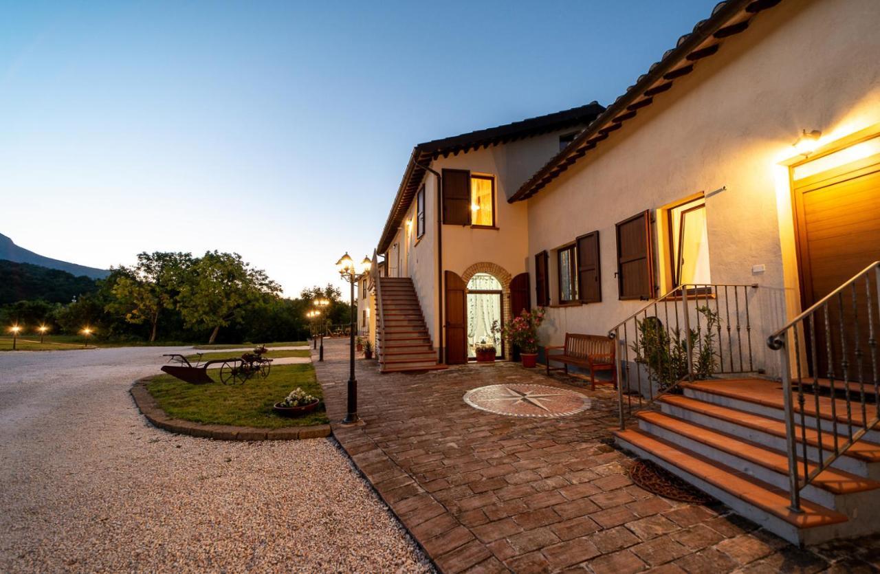 Agriturismo Podere Coldifico Sassoferrato 外观 照片